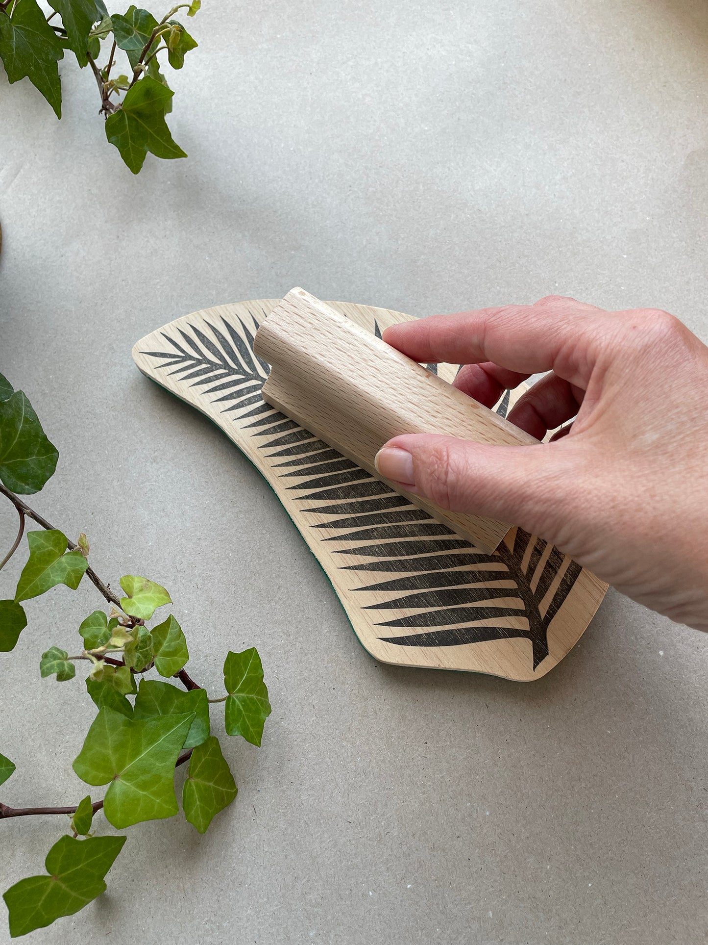 Palm leaf big size rubber stamp with wood base and wood handle