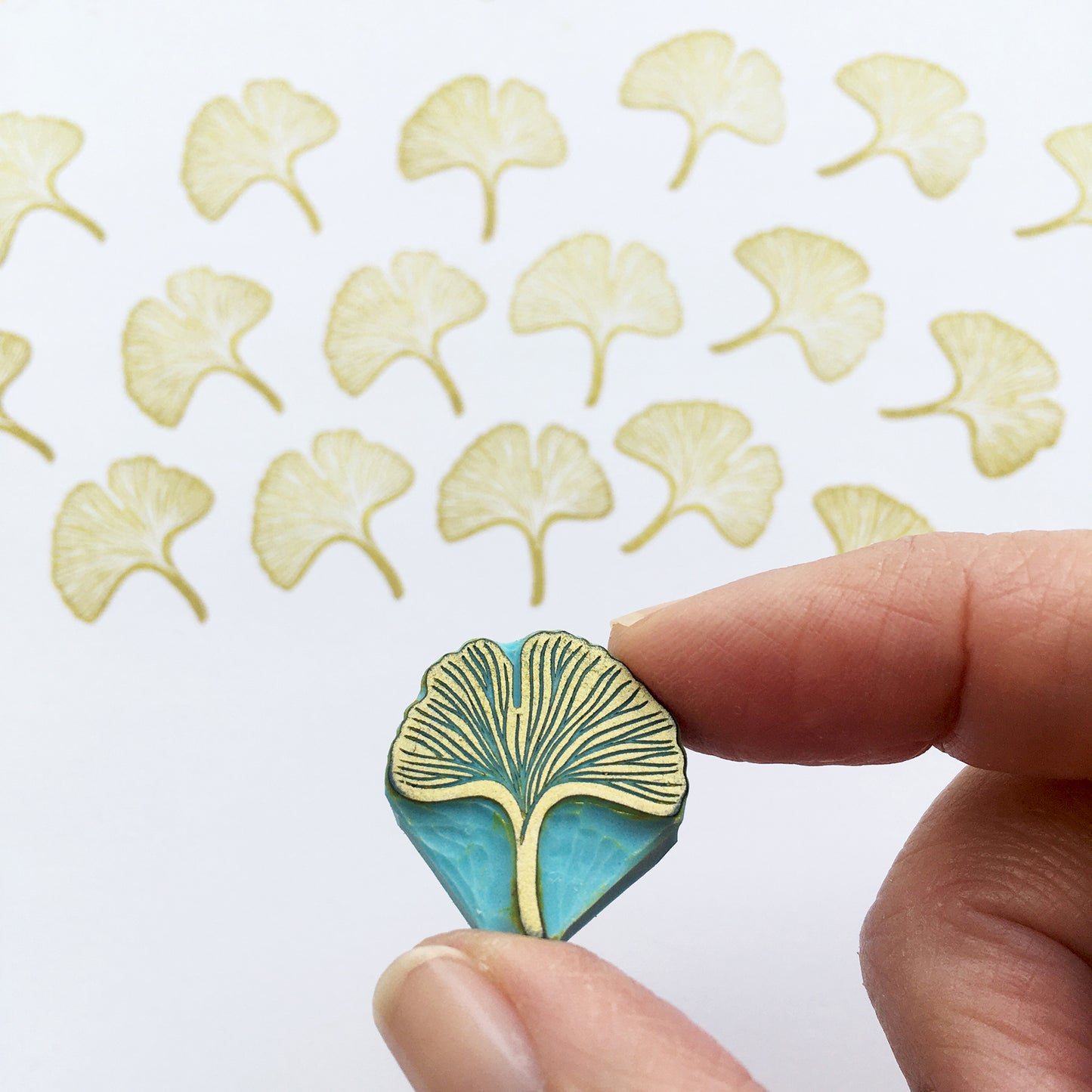 Gingko leaf rubber stamp, tiny size